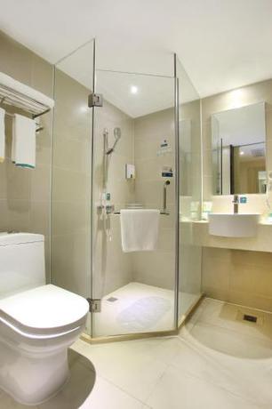 Imagen de la habitación del Hotel City Comfort Inn Foshan Jiaokou Bus. Foto 5