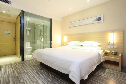 Imagen de la habitación del Hotel City Comfort Inn Foshan Jiaokou Bus. Foto 8