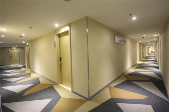 Imagen general del Hotel City Comfort Inn Foshan Jihuayuan Metro Station. Foto 2