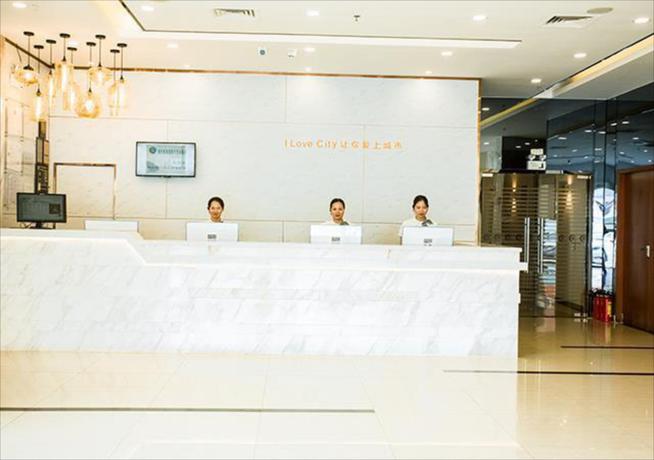 Imagen general del Hotel City Comfort Inn Guangzhou Dashi Metro Station Zoo. Foto 3