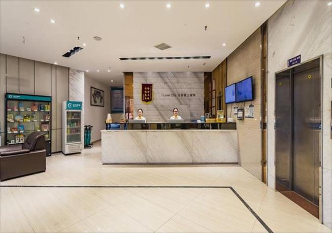 Imagen general del Hotel City Comfort Inn Guangzhou Hanxi Changlong Dashi M. Foto 2