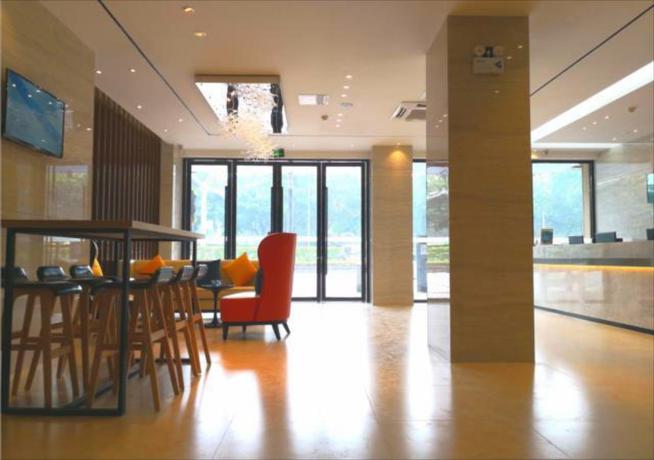 Imagen general del Hotel City Comfort Inn Guangzhou Liwan Shatong Metro. Foto 2