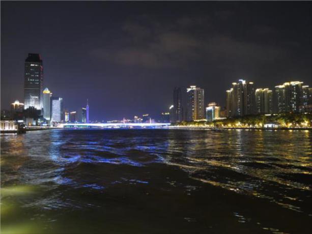 Imagen general del Hotel City Comfort Inn Guangzhou Pazhou International E. Foto 1