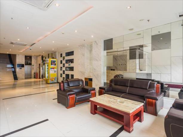 Imagen general del Hotel City Comfort Inn Guangzhou Tongdewei. Foto 2