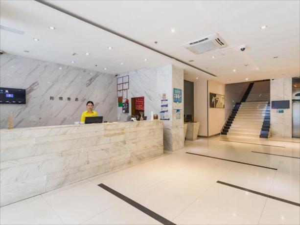 Imagen general del Hotel City Comfort Inn Guangzhou Tongdewei. Foto 3