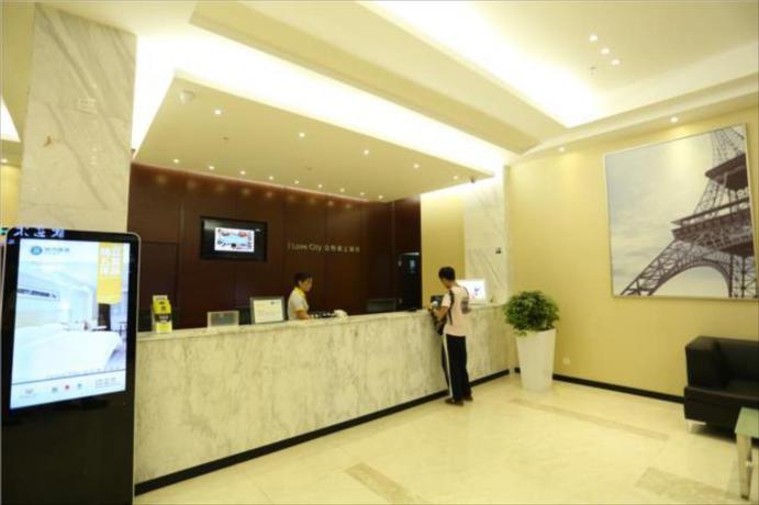 Imagen general del Hotel City Comfort Inn Guangzhou Zhongluotan Culture Squ. Foto 3