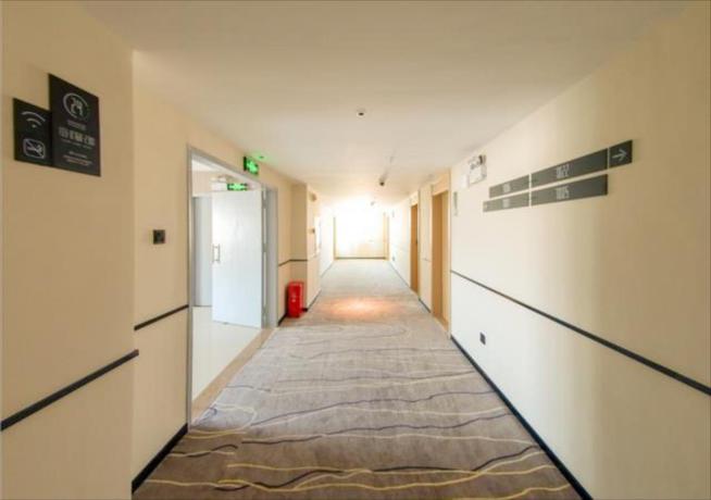 Imagen general del Hotel City Comfort Inn Haikou Zhongjie Road Walking Stre. Foto 2