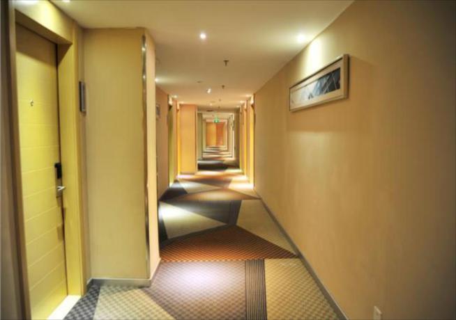 Imagen general del Hotel City Comfort Inn Jingmen Zhongjian Jinxiang Square. Foto 2