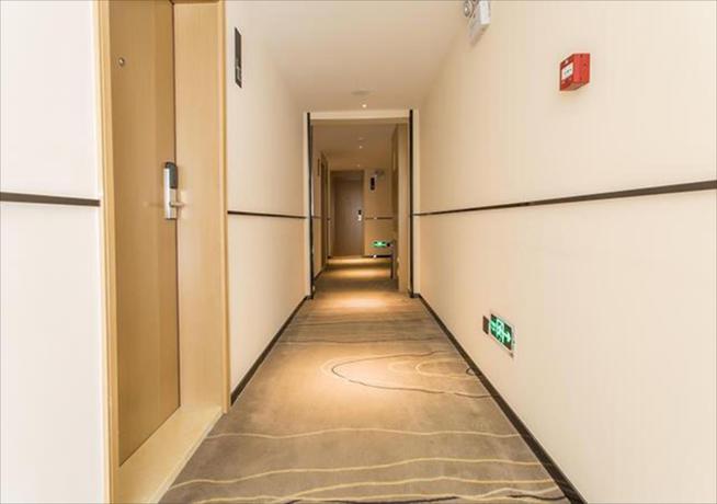 Imagen general del Hotel City Comfort Inn Liuzhou Chengzhong Wanda Haiguan. Foto 2