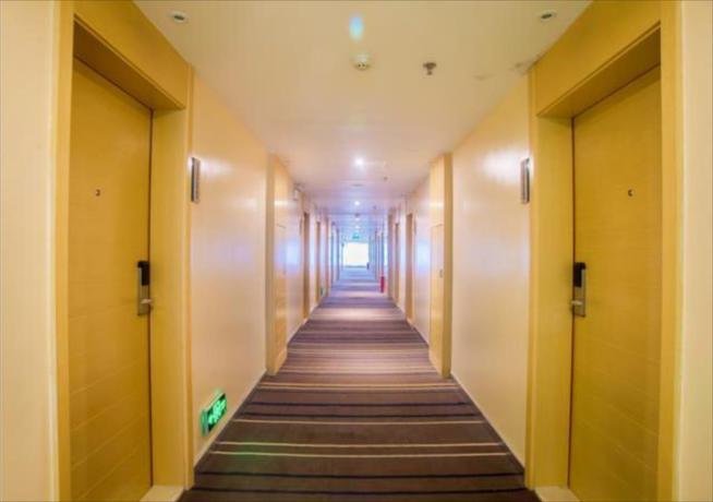 Imagen general del Hotel City Comfort Inn Liuzhou Chengzhong Wanda Plaza. Foto 3