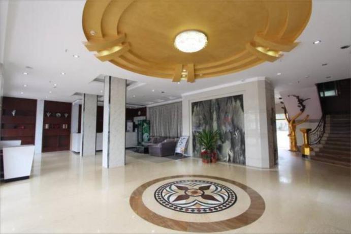 Imagen general del Hotel City Comfort Inn Maoming Shuidong. Foto 3