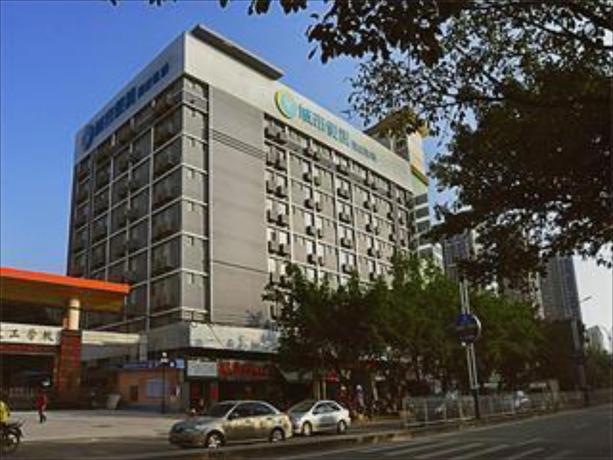 Imagen general del Hotel City Comfort Inn Maoming Xuefu. Foto 1