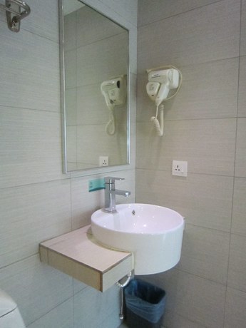 Imagen de la habitación del Hotel City Comfort Inn Puchong. Foto 15