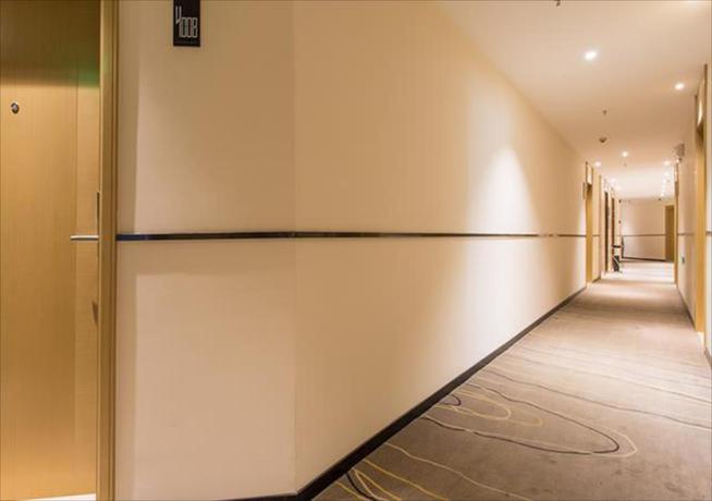 Imagen general del Hotel City Comfort Inn Qinzhou Port District Central Square. Foto 2