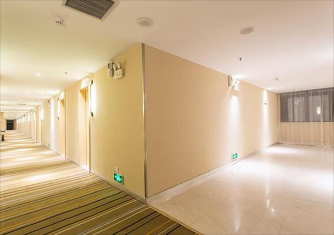 Imagen general del Hotel City Comfort Inn Qinzhou South Bus Station. Foto 2