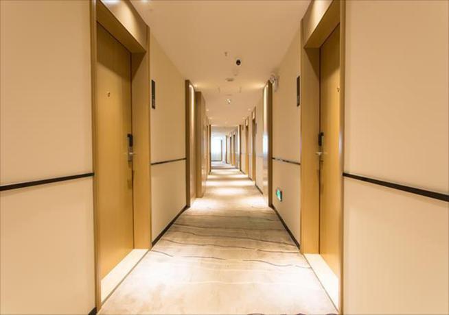 Imagen general del Hotel City Comfort Inn Qizhou New Bus Terminal. Foto 3