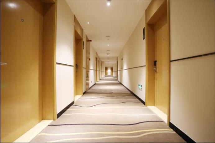 Imagen general del Hotel City Comfort Inn Rizhao Yingbin Road RT-Mart. Foto 3