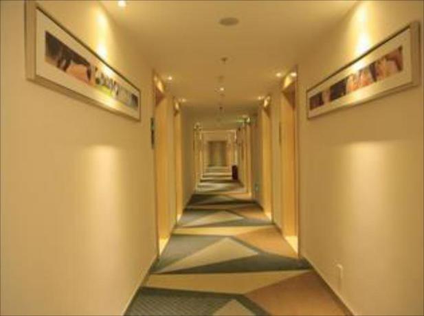 Imagen general del Hotel City Comfort Inn Shenzhen Longhua District Governm. Foto 3