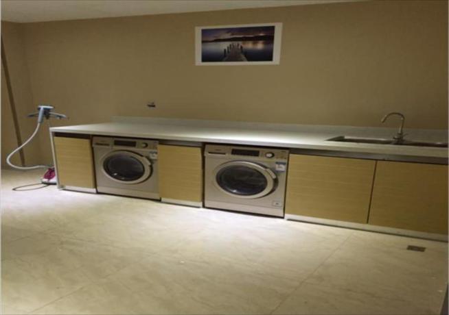 Imagen general del Hotel City Comfort Inn Wuhan Fengshu Er Road Baijin Mansion. Foto 5