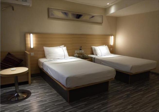 Imagen general del Hotel City Comfort Inn Wuhan Hanyang Avenue Wangjiawan M. Foto 5