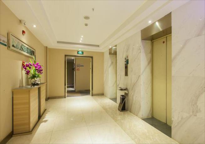 Imagen general del Hotel City Comfort Inn Wuhan Jiefang Avenue Xinrong Light Rail Station. Foto 2
