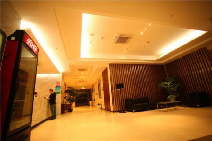 Imagen general del Hotel City Comfort Inn Wuhan Sanjiaohu Metro Station. Foto 2