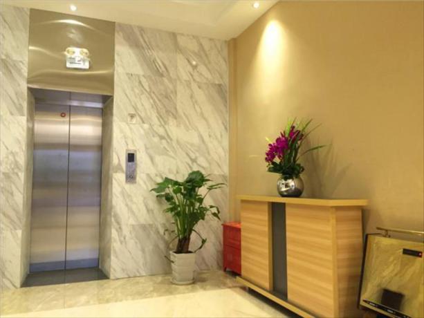 Imagen general del Hotel City Comfort Inn Wuhan Wuluo Road Fujiapo. Foto 3