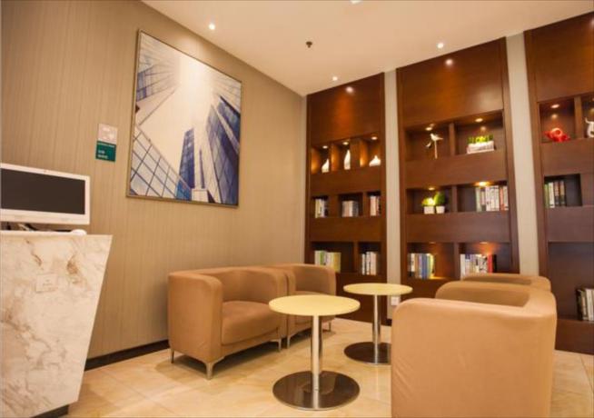 Imagen general del Hotel City Comfort Inn Zhanjiang Haibin Park. Foto 1