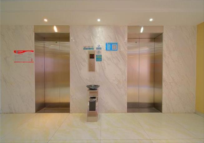 Imagen general del Hotel City Comfort Inn Zhongshan City Zhongshangang Aven. Foto 2