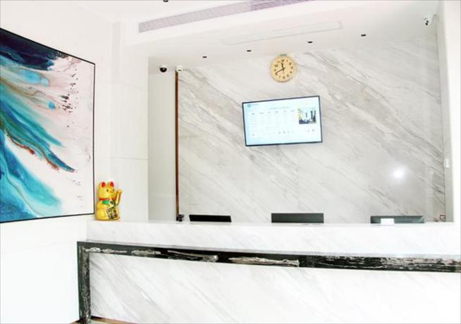 Imagen general del Hotel City Comfort Inn Zhongshan Tanzhou Yijiayi. Foto 3