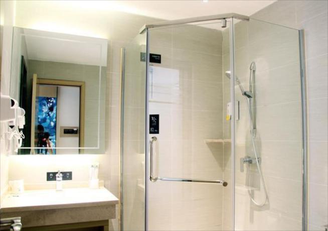Imagen general del Hotel City Comfort Inn Zhongshan Tanzhou Yijiayi. Foto 5