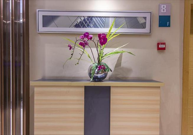 Imagen general del Hotel City Comfort Inn Zhuzhou Sports Center. Foto 2