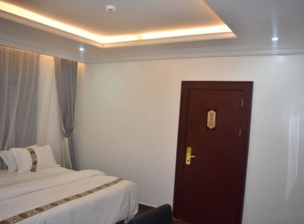 Imagen de la habitación del Hotel City Cruz. Foto 6