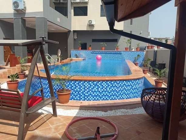 Imagen de la piscina del Hotel City Cruz. Foto 20