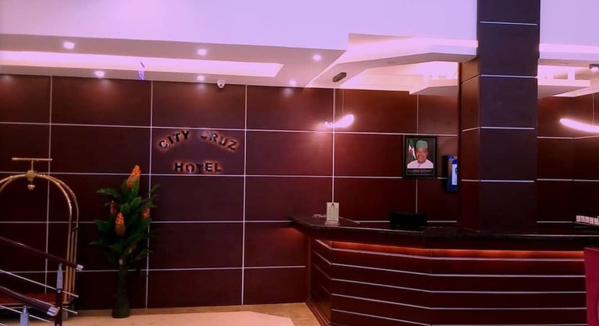 Imagen de los interiores del Hotel City Cruz. Foto 18