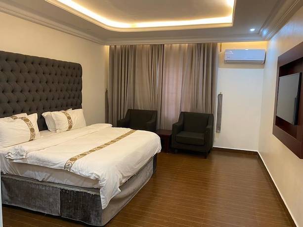 Imagen de la habitación del Hotel City Cruz. Foto 11