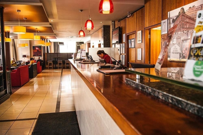 Imagen de los interiores del Hotel City Derry. Foto 9