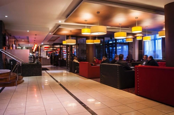 Imagen de los interiores del Hotel City Derry. Foto 12