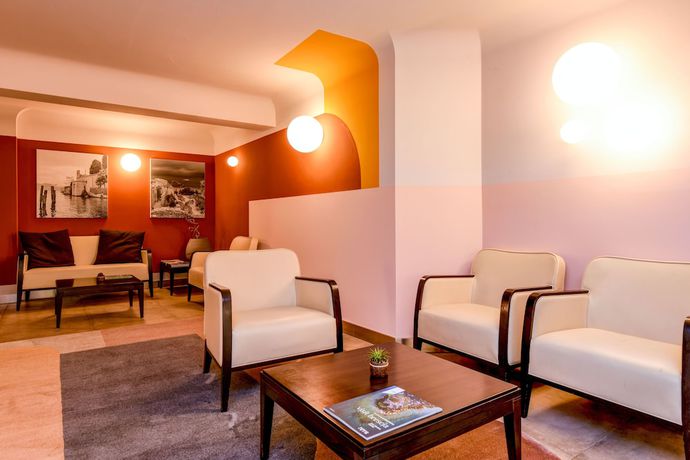 Imagen de los interiores del Hotel City, Desenzano del Garda. Foto 19