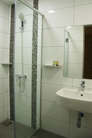 Imagen de la habitación del Hotel City Edge. Foto 1