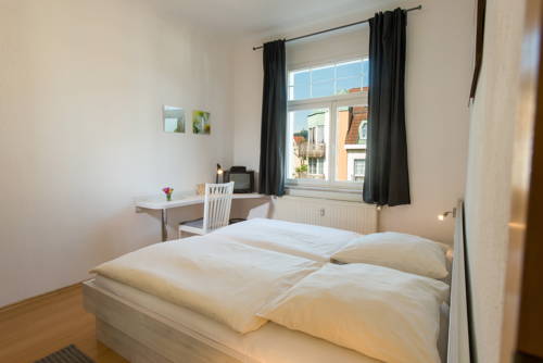 Imagen de la habitación del Hotel City, Eisenach. Foto 14