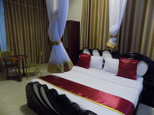 Imagen de la habitación del Hotel City Entry. Foto 7