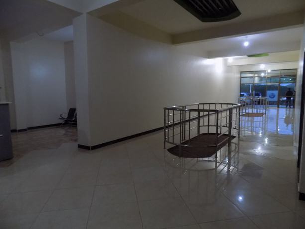 Imagen de los interiores del Hotel City Entry. Foto 20