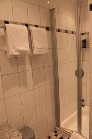 Imagen de la habitación del Hotel City Essen. Foto 6