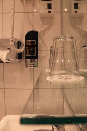 Imagen de la habitación del Hotel City Essen. Foto 7