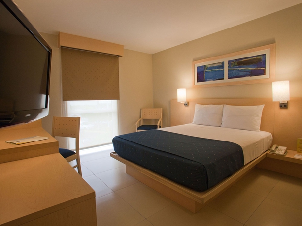 Imagen de la habitación del Hotel City Express By Marriott Campeche. Foto 10