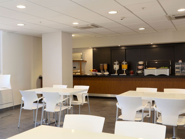 Imagen del bar/restaurante del Hotel City Express By Marriott Cananea. Foto 6