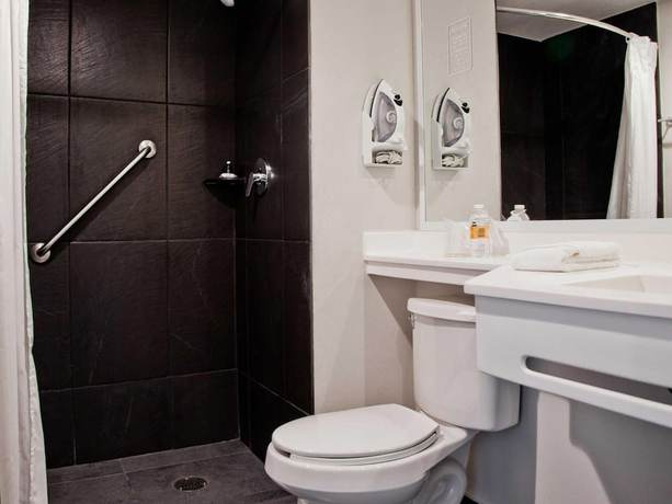 Imagen de la habitación del Hotel City Express By Marriott Celaya Galerias. Foto 4