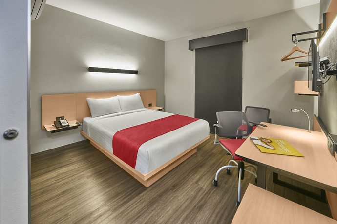Imagen de la habitación del Hotel City Express By Marriott Celaya Galerias. Foto 8