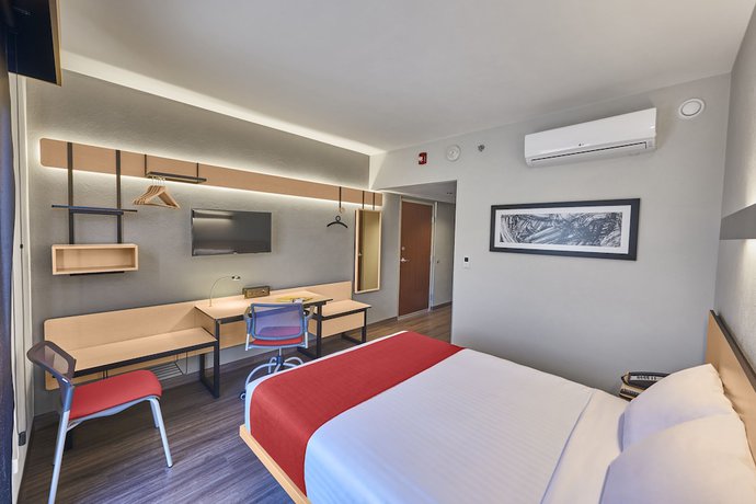 Imagen de la habitación del Hotel City Express By Marriott Celaya Galerias. Foto 11